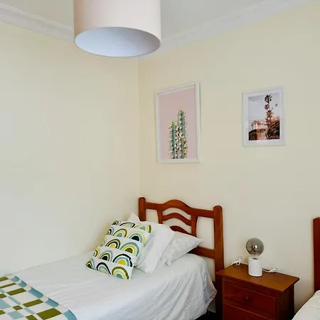 Apartament As Lombas *