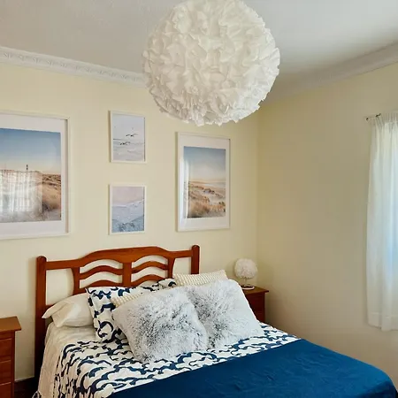 As Lombas Apartment *